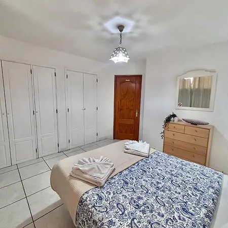 شقة Cindy Golden Bay Seaview Terrace لوس كريستيانوس