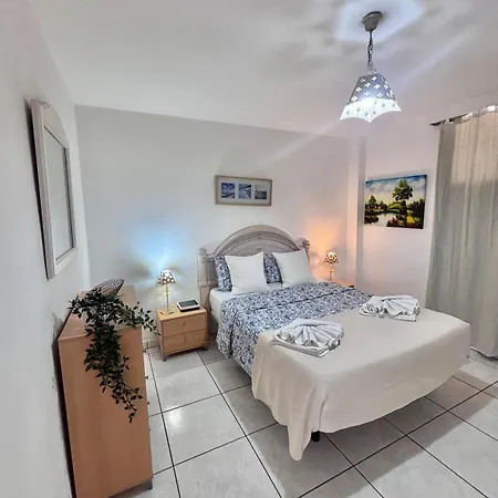 Cindy Golden Bay Seaview Terrace لوس كريستيانوس