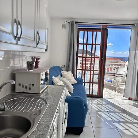 Cindy Golden Bay Seaview Terrace * Los Cristianos (Tenerife)