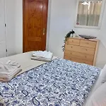 아파트 Cindy Golden Bay Seaview Terrace 로스크리스티아노스